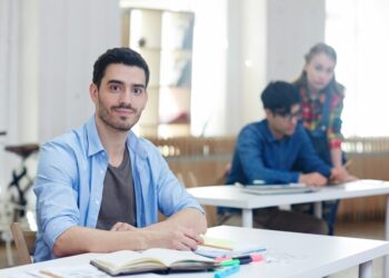 Avcilar English Language Courses